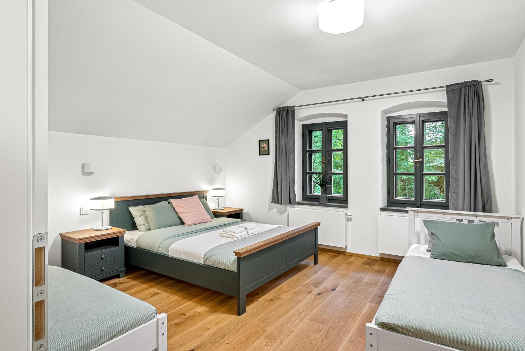 Vyletni Restaurace Rudolfov Hotel Jindrichuv Hradec Bagian luar foto